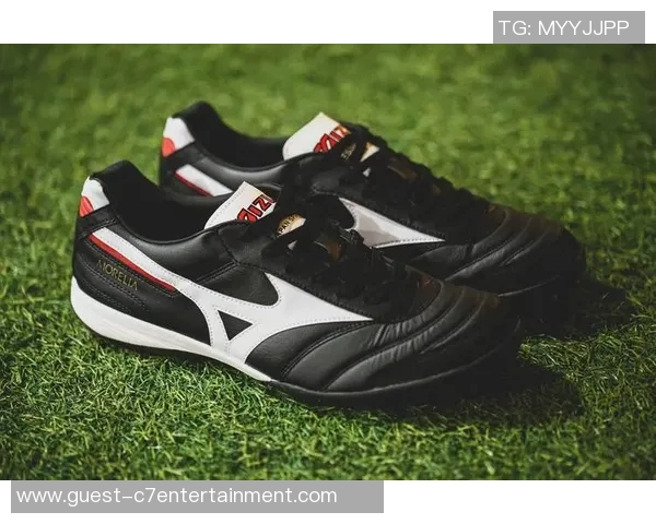 探索美津浓日产足球鞋的卓越性能与舒适体验，助力每位球员成就梦想